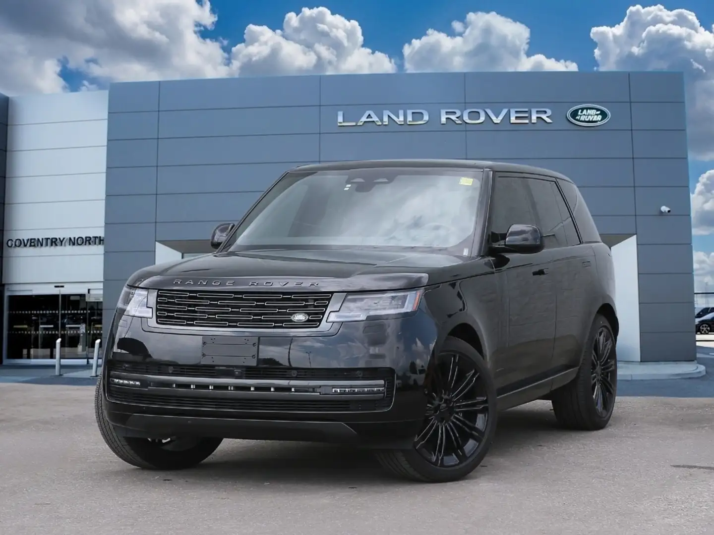 2026 Land Rover Range Rover SE — photo 1