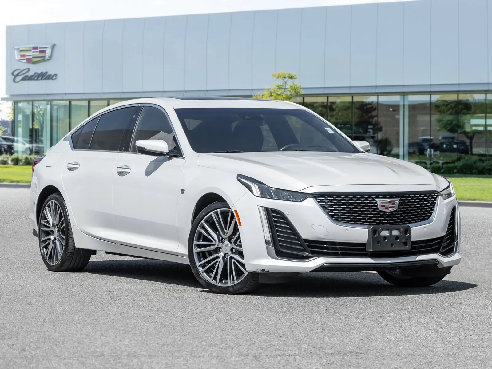 2023 Cadillac CT5 4dr Sdn Premium Luxury — photo 1
