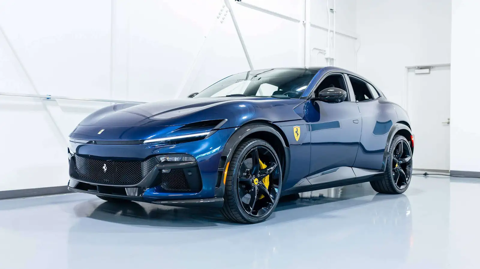 2025 Ferrari Purosangue — photo 1