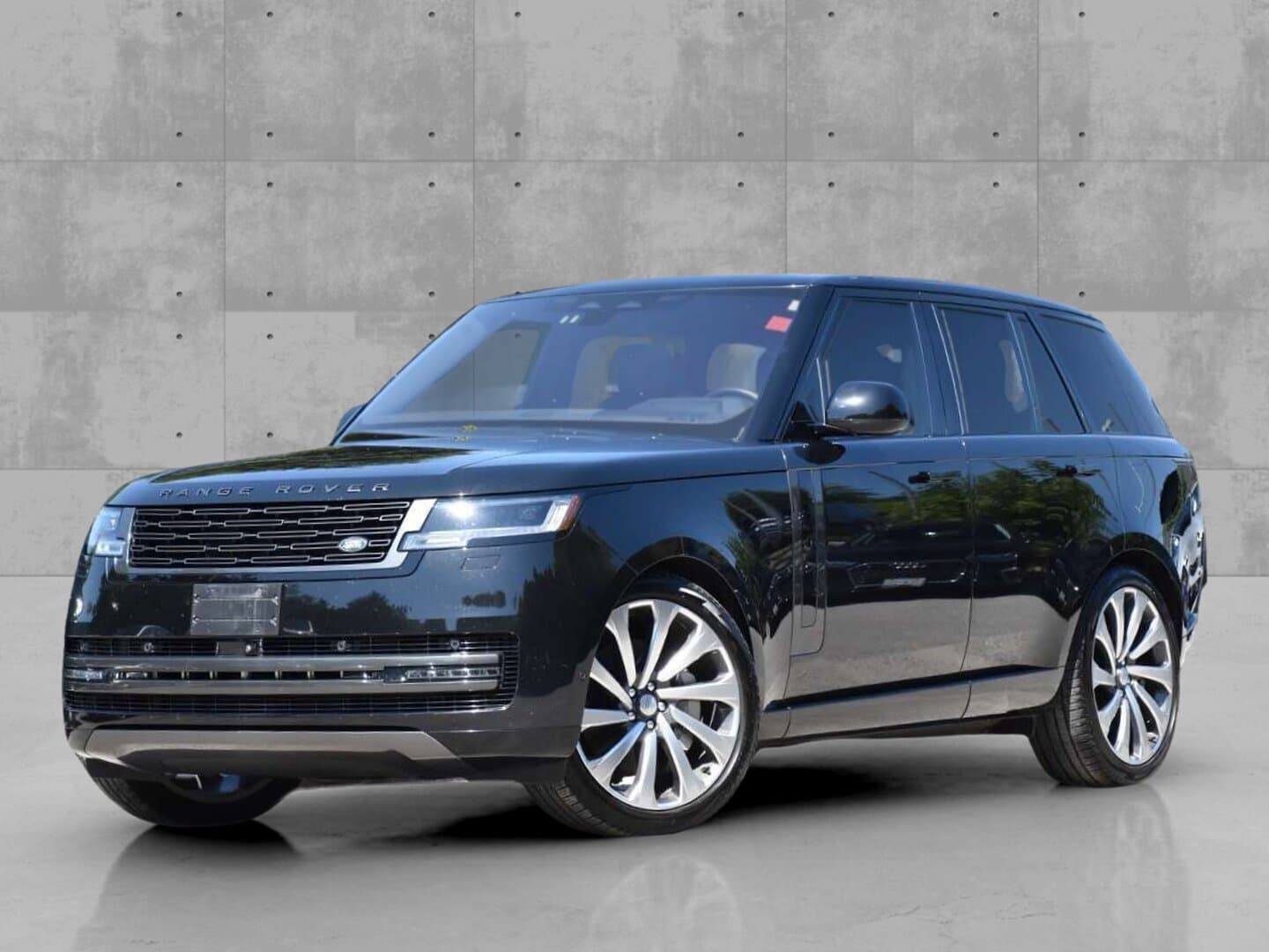 2023 Land Rover Range Rover — photo 1