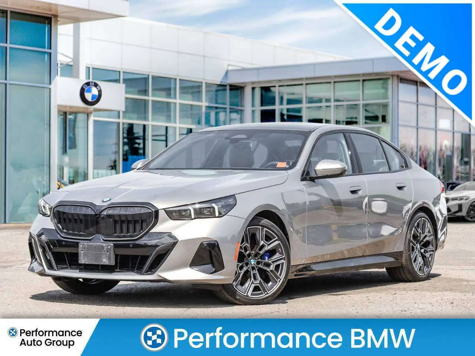 2026 BMW 5 Series DEMO-Prem.Essential-MSportPro-20"Alloys 939M — photo 1