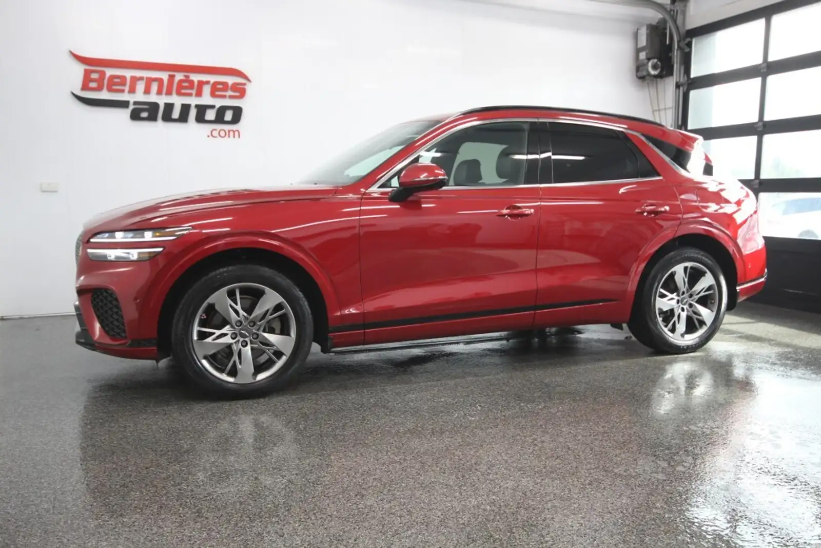 2022 Genesis GV70 — photo 1