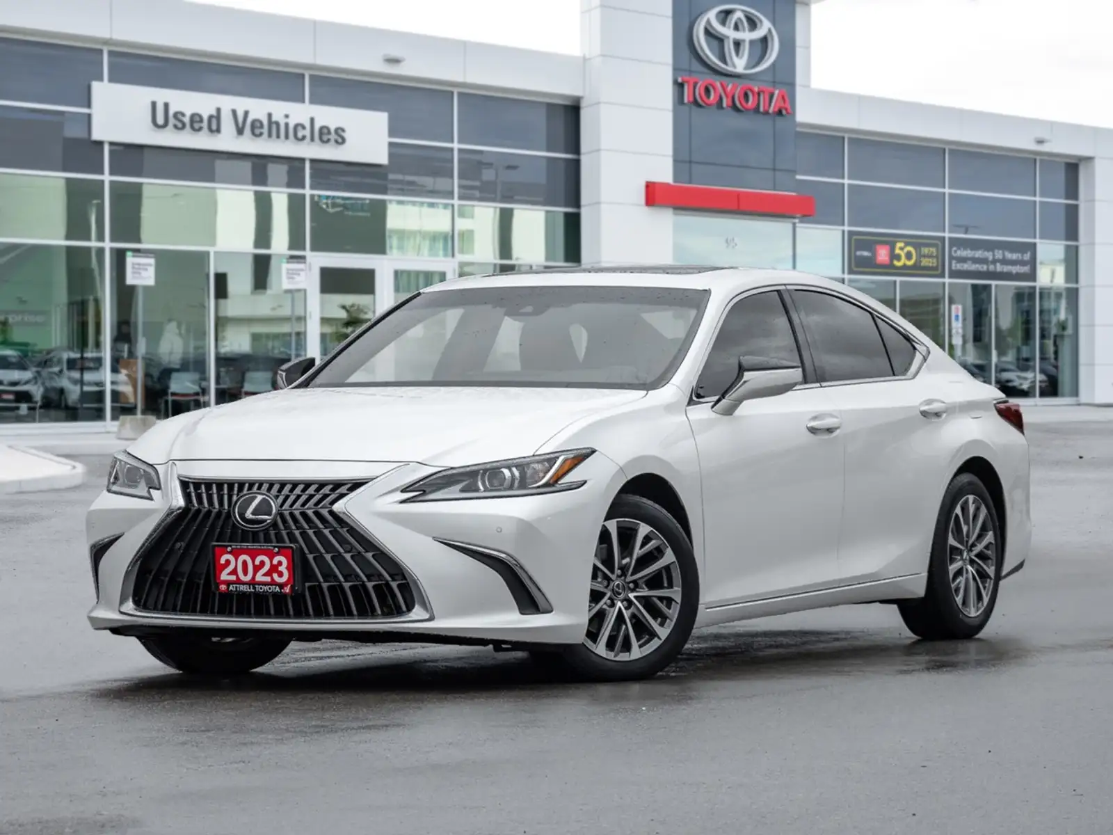 2023 Lexus ES — photo 1