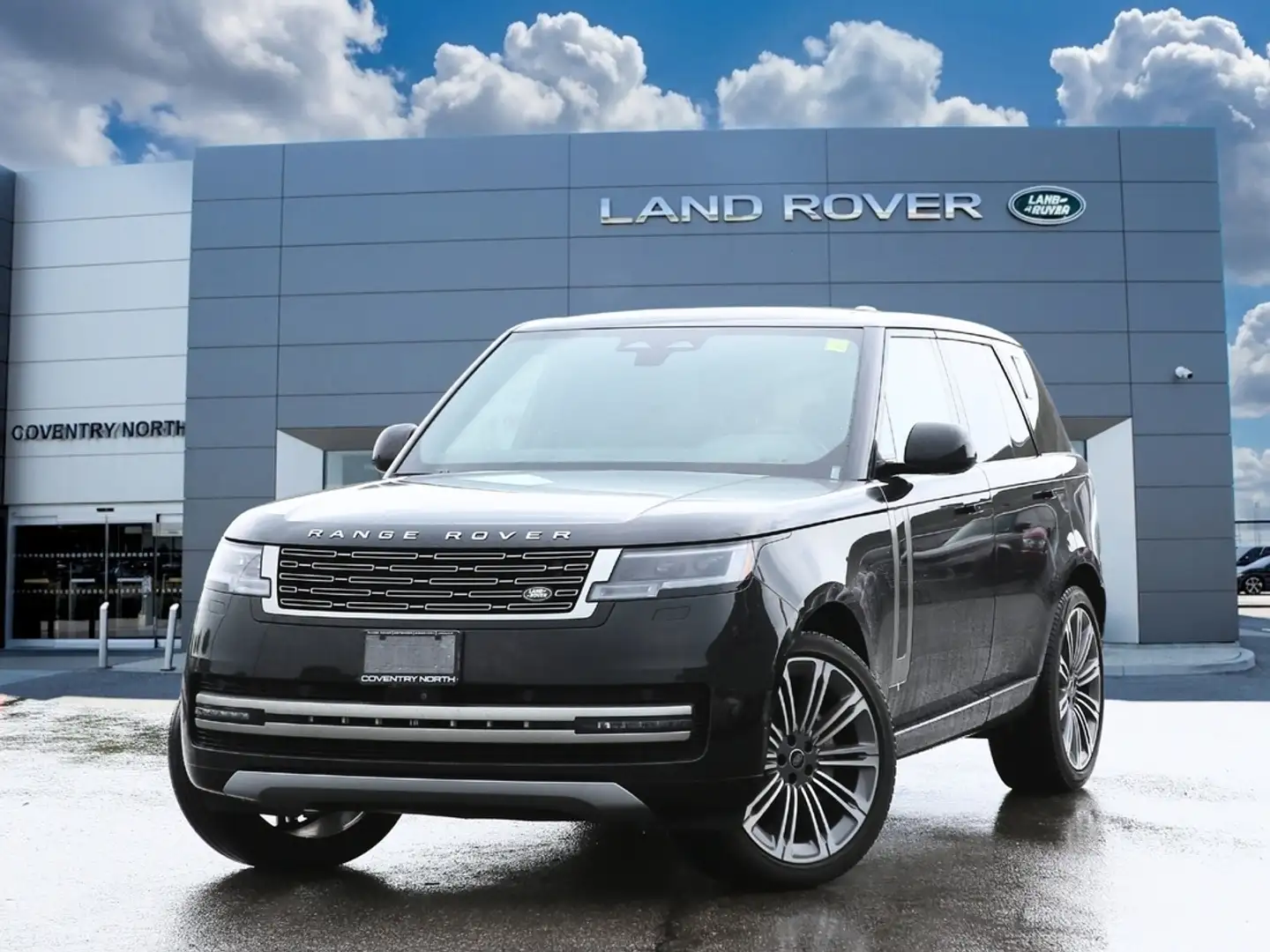2024 Land Rover Range Rover SE P400 SWB — photo 1
