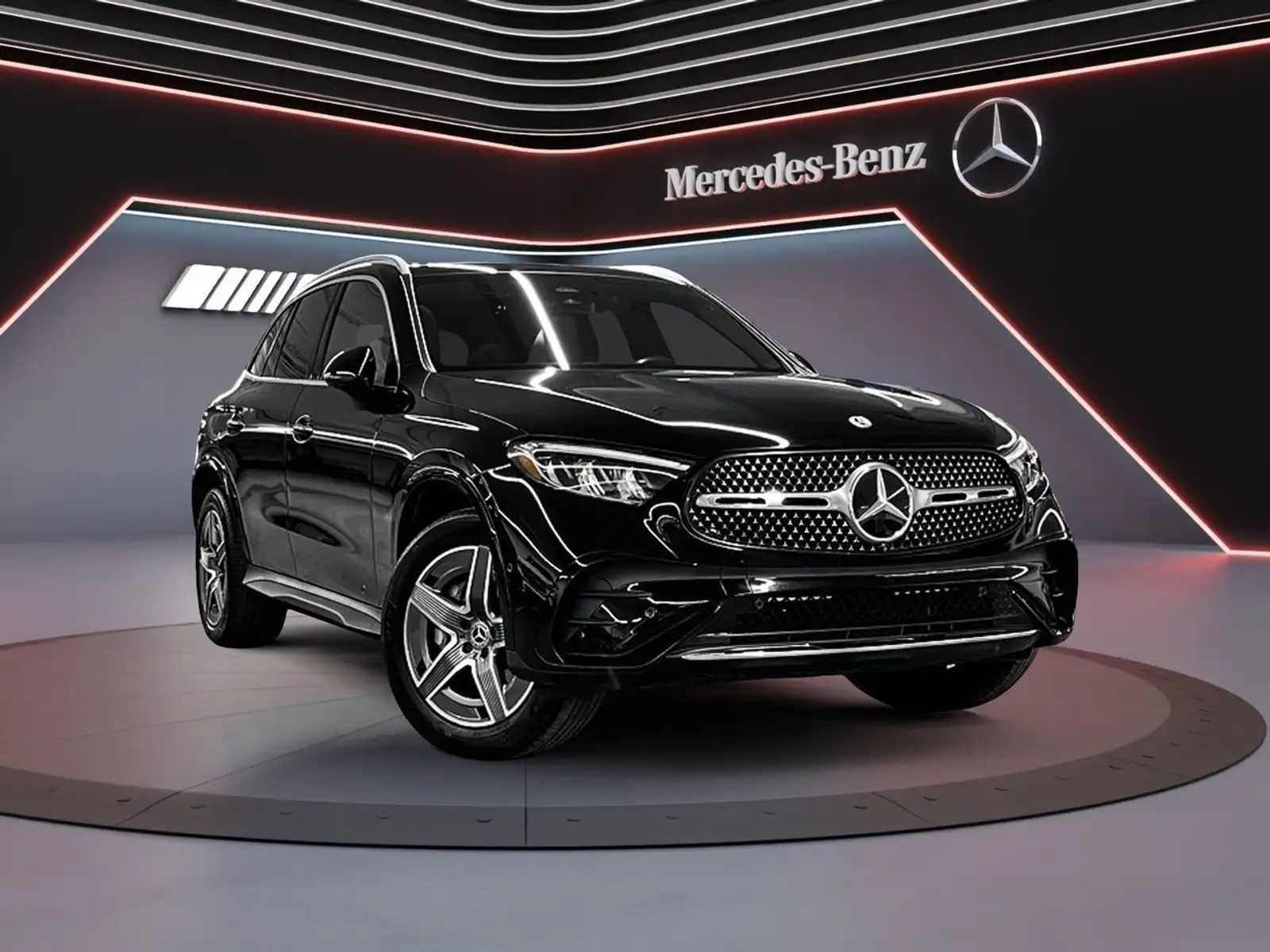 2023 Mercedes-Benz GLC 300 300 4MATIC SUV AMG Line, Premium Package & Trailer — photo 1