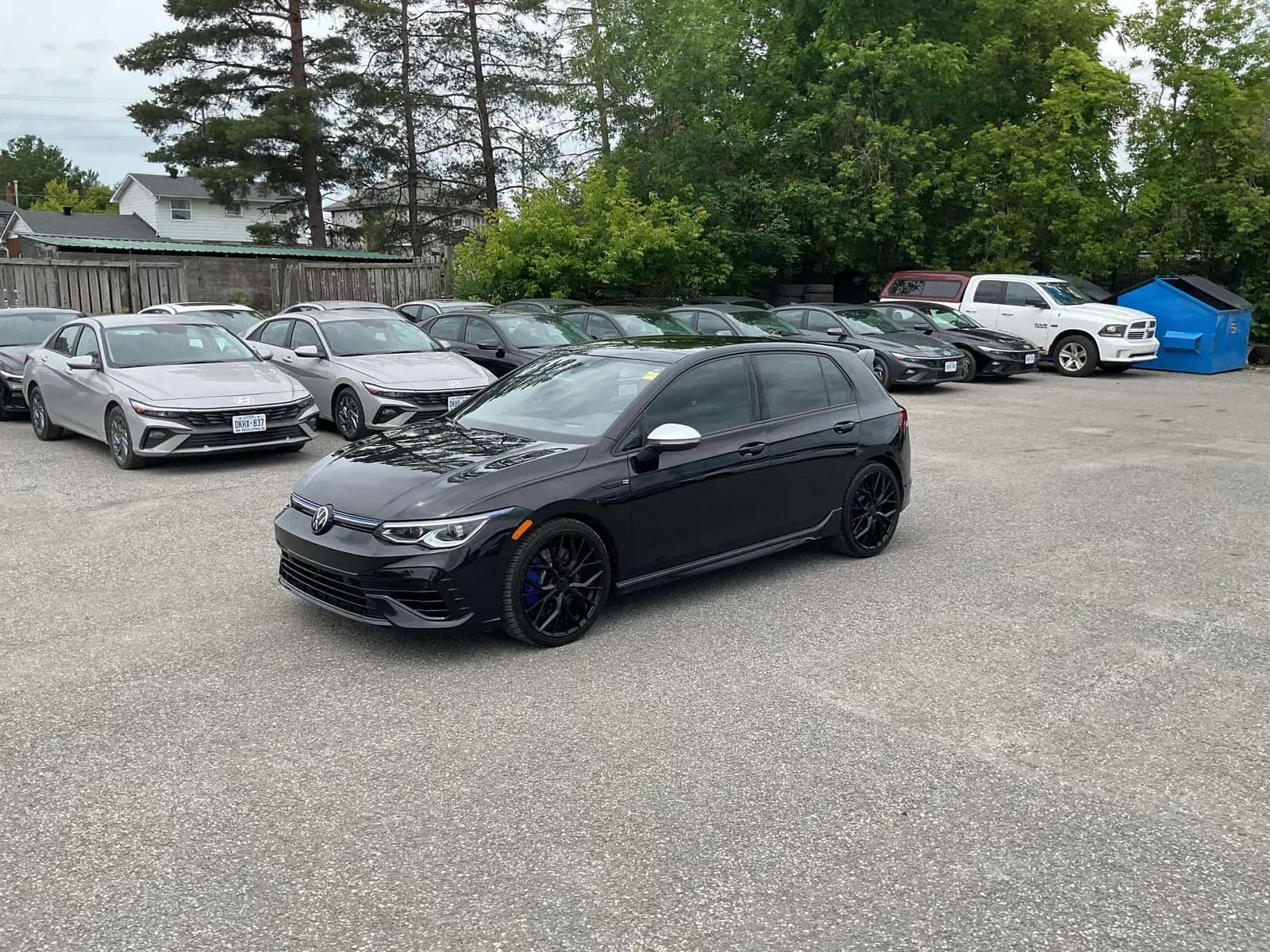 2024 Volkswagen Golf R $ 41,995 — photo 1