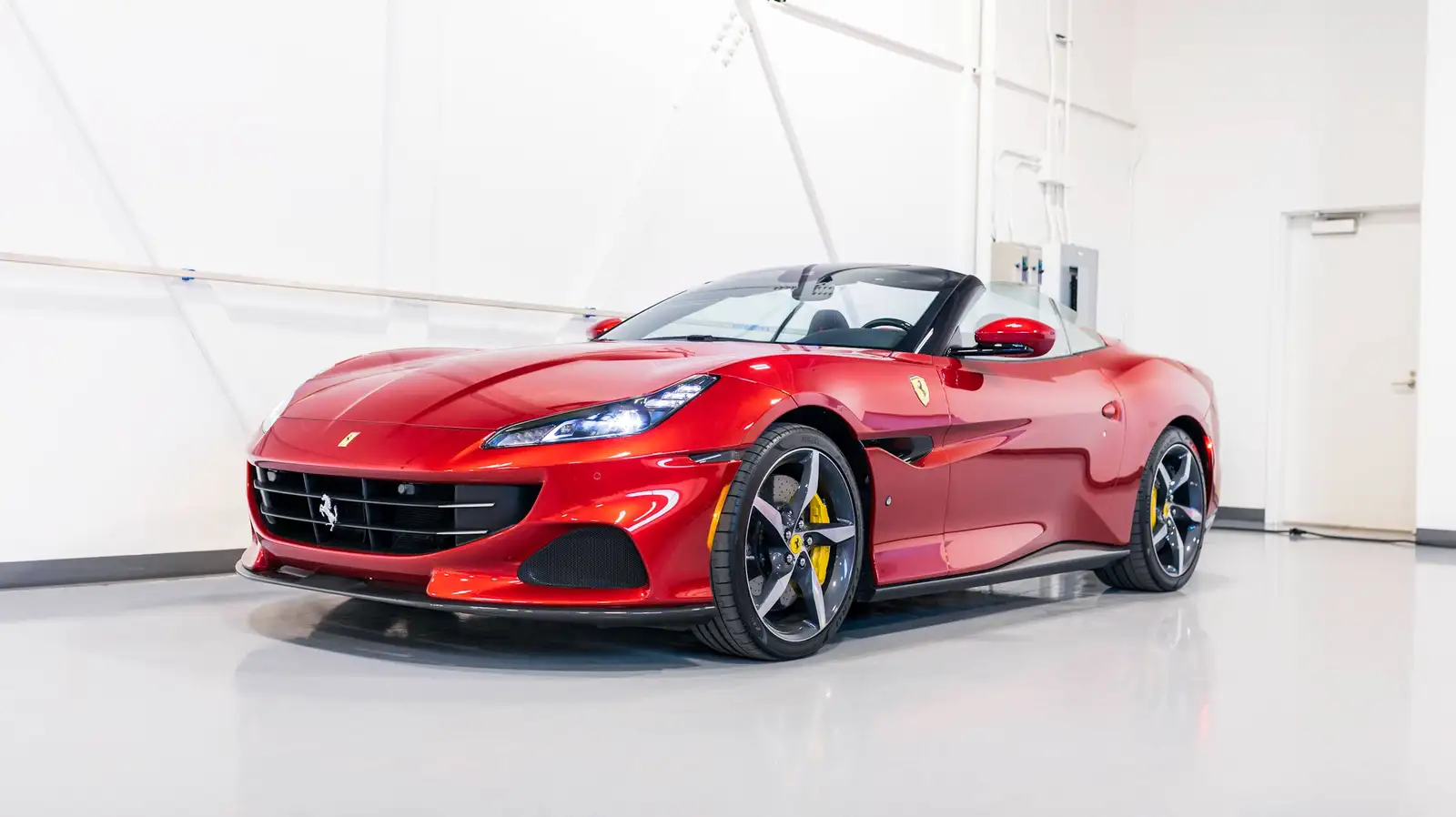 2022 Ferrari Portofino Convertible — photo 1