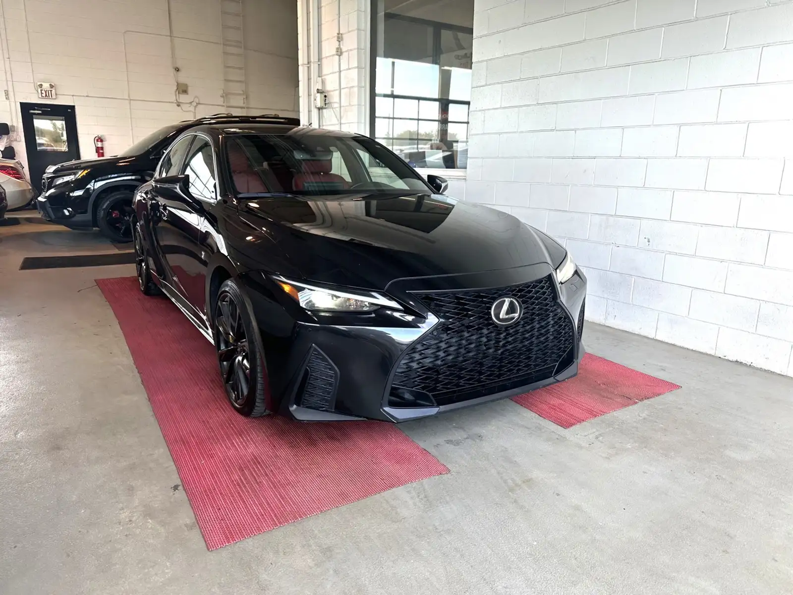 2023 Lexus IS — photo 1