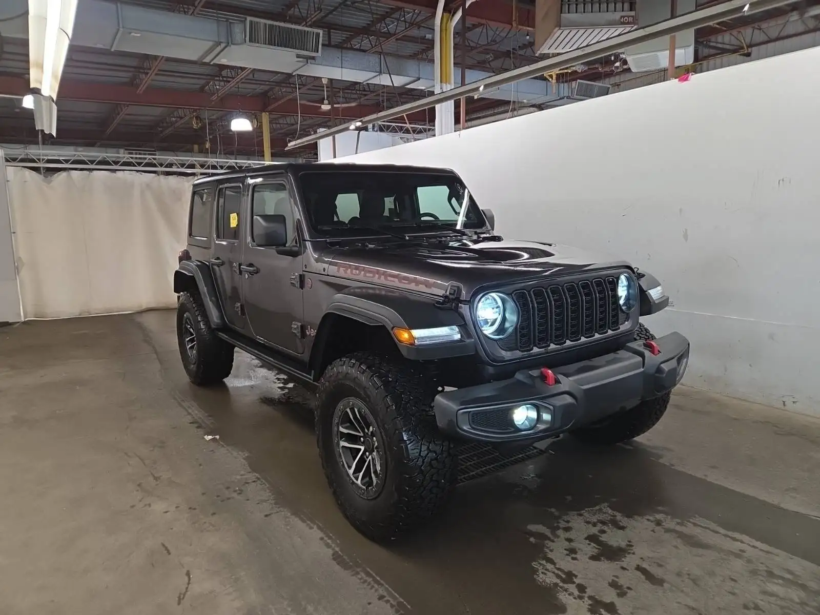 2026 Jeep Wrangler — photo 2