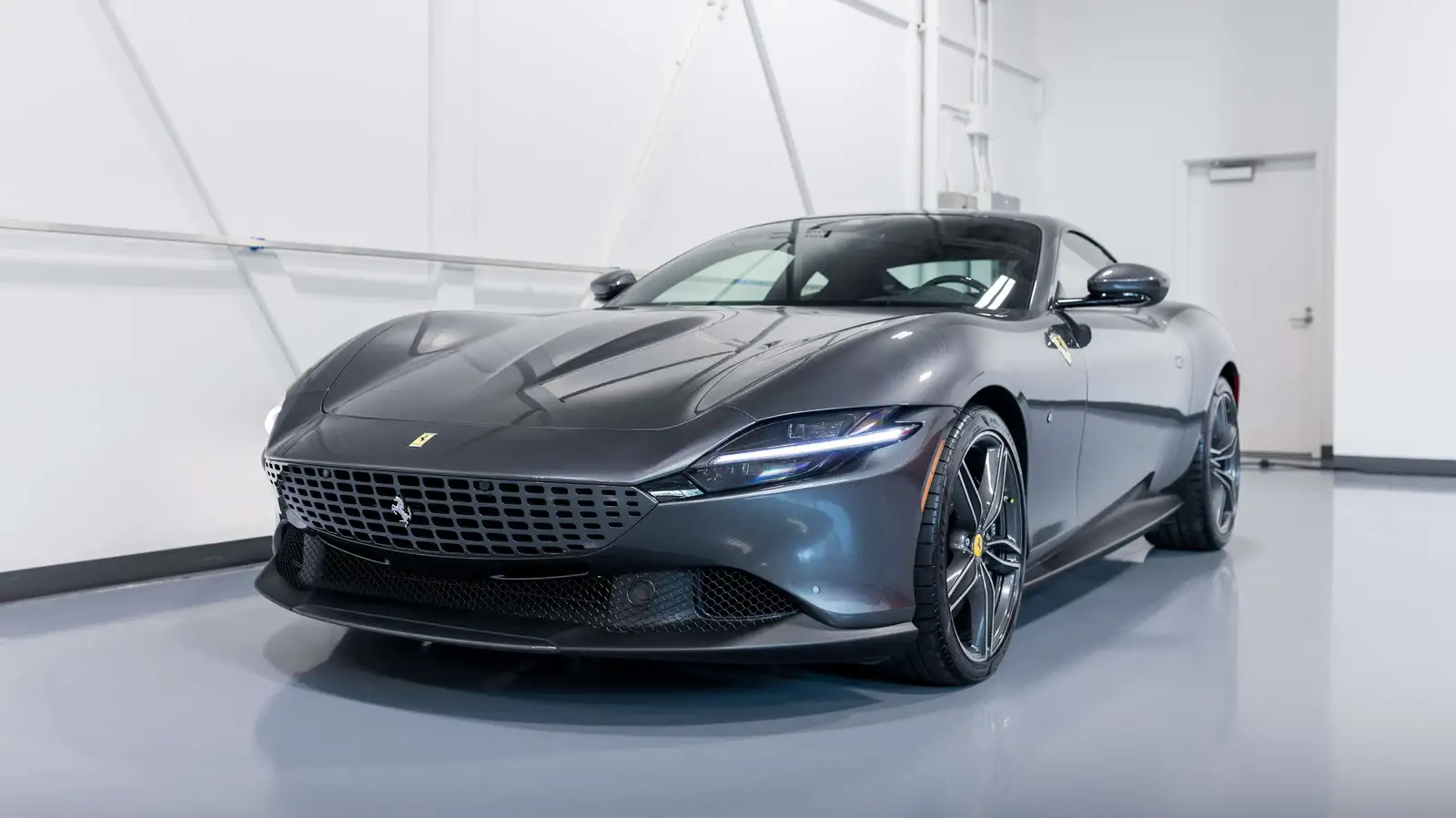 2022 Ferrari Roma Coupe — photo 1