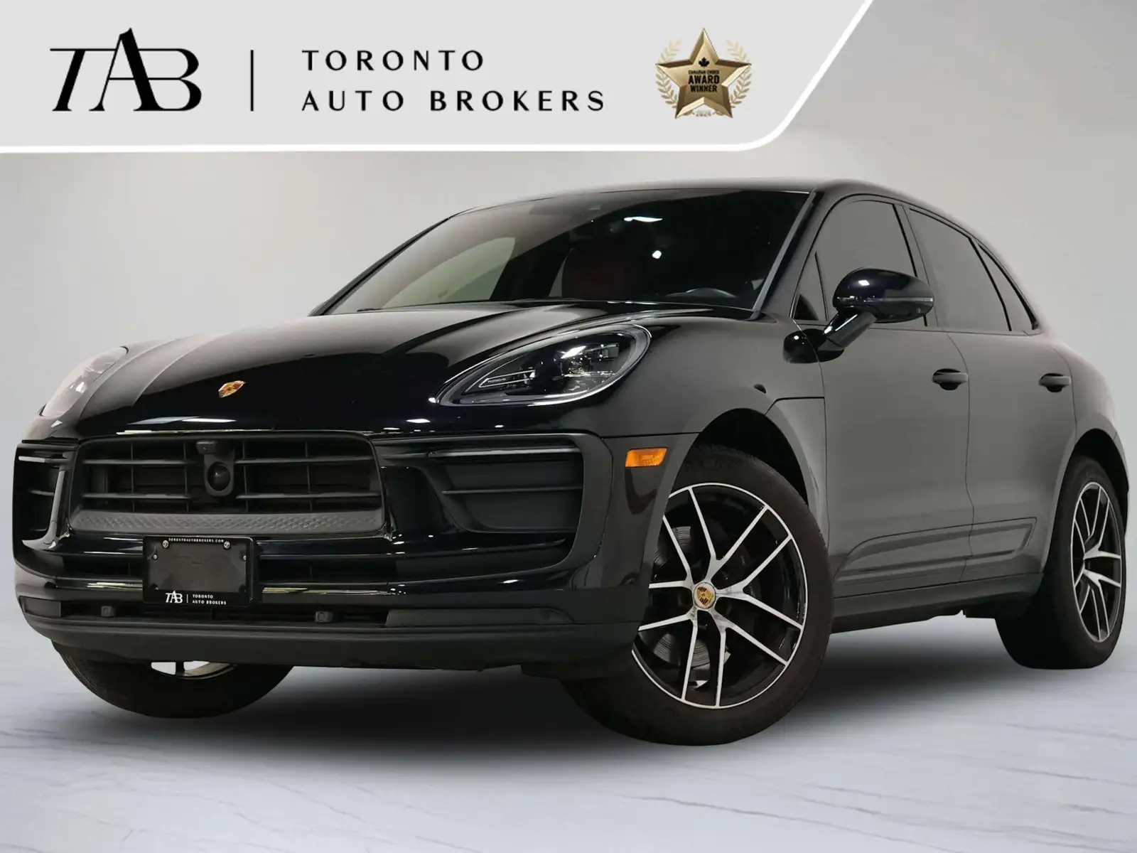 2023 Porsche Macan PREMIUM PLUS RED LEATHER 20 IN — photo 1