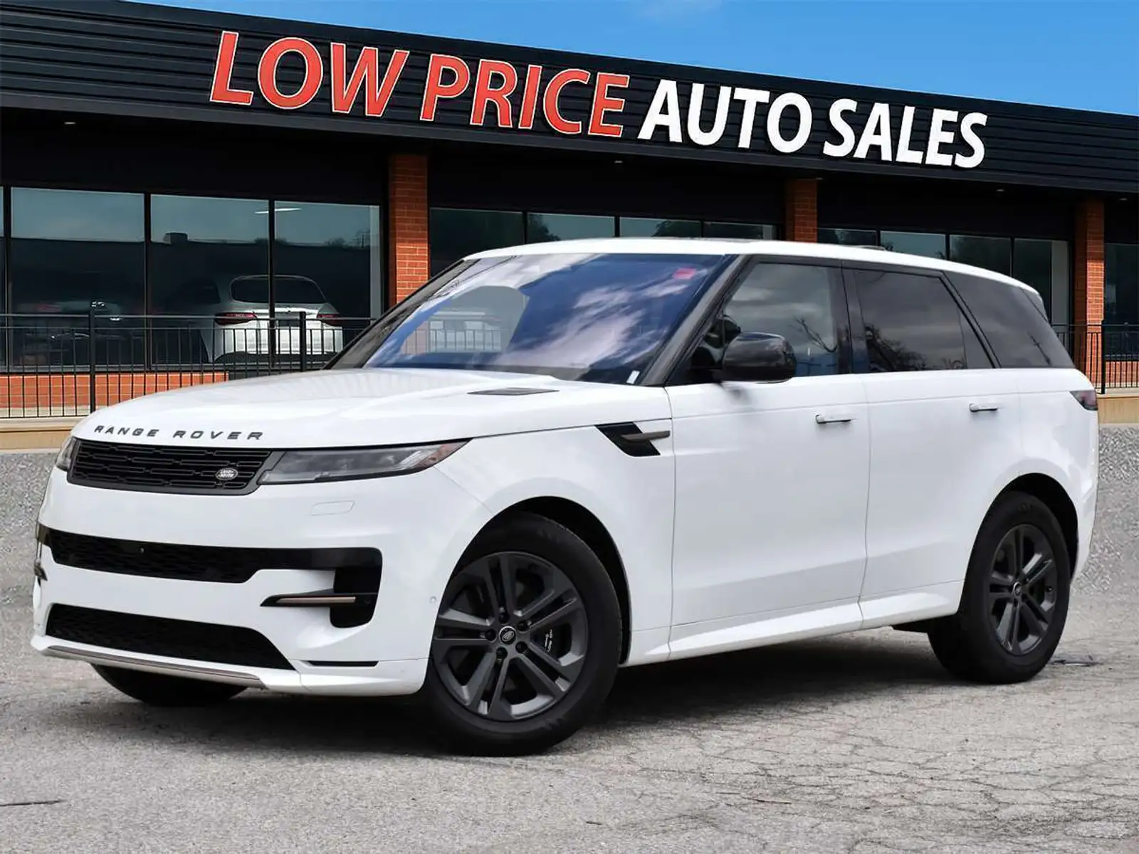 2023 Land Rover Range Rover Sport L Dynamic S LandRover Warranty — photo 1