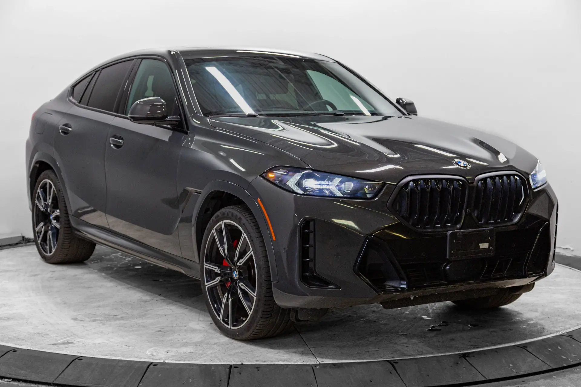 2024 BMW X6 — photo 1