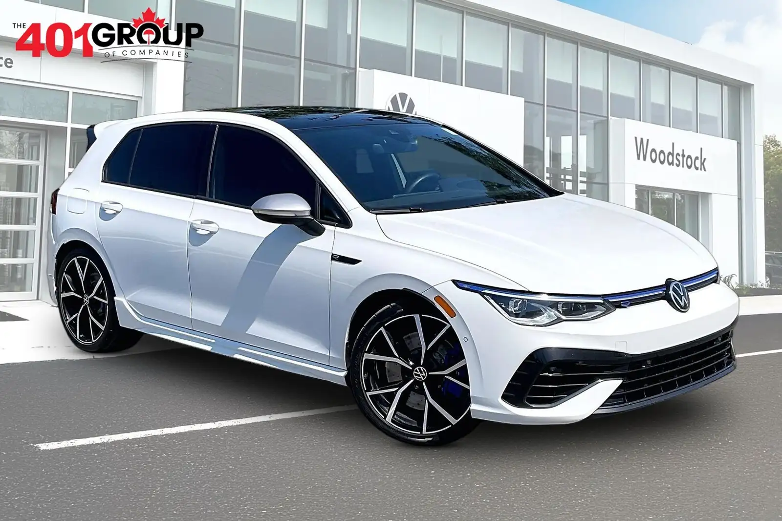 2022 Volkswagen Golf R — photo 1