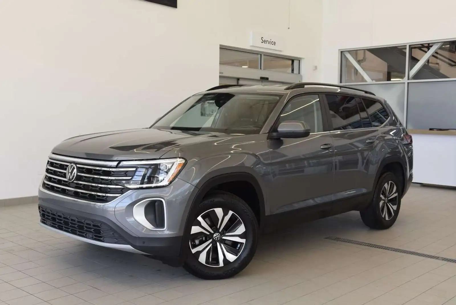 2024 Volkswagen Atlas — photo 1