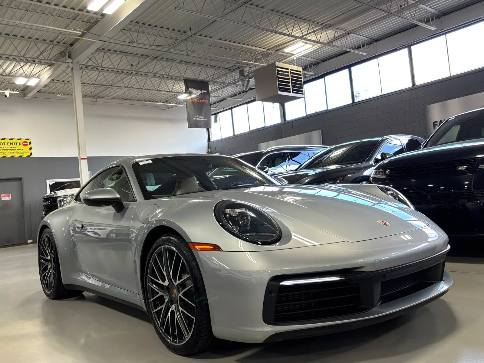 2022 Porsche 911 — photo 2