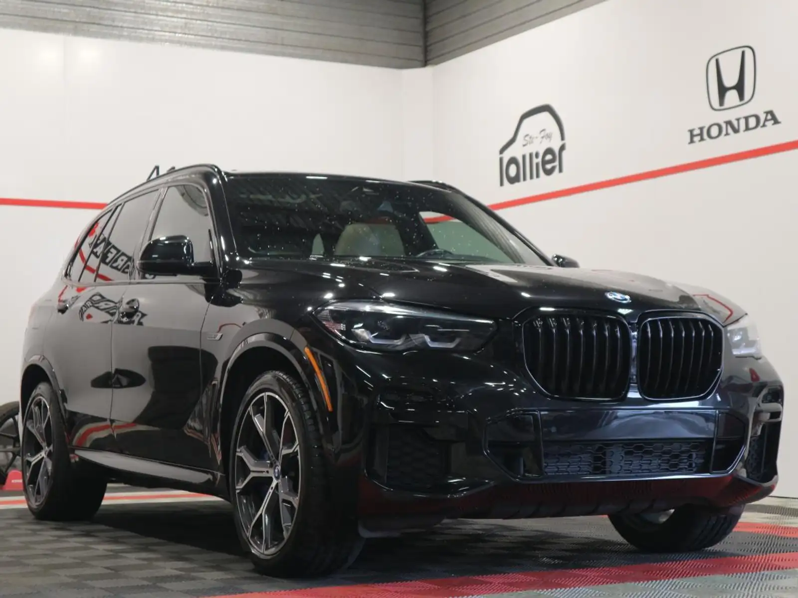 2022 BMW X5 — photo 1