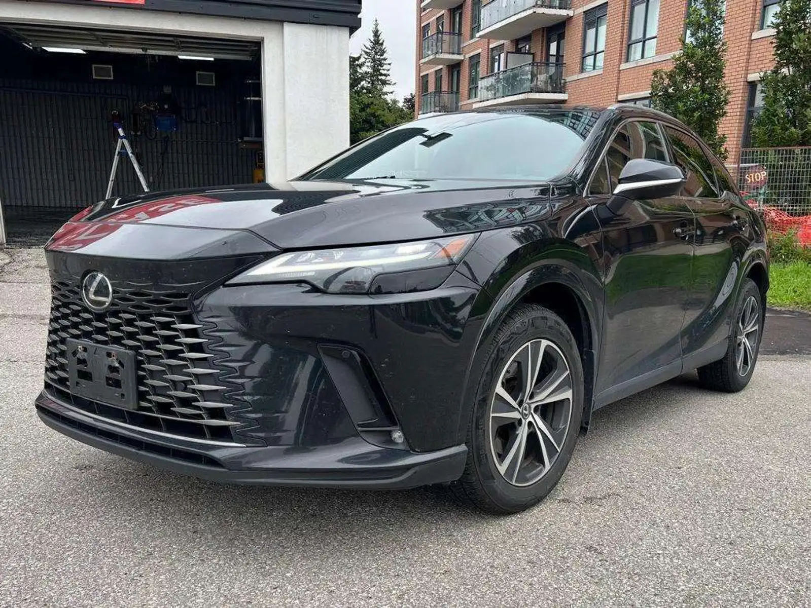 2023 Lexus RX — photo 1